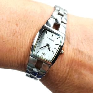 Vintage Fossil Watch F² ES1053 Silver Watch Metal Wristband Silver Face
